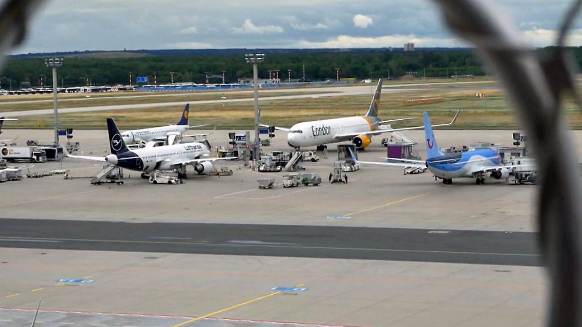 Airlines.jpg