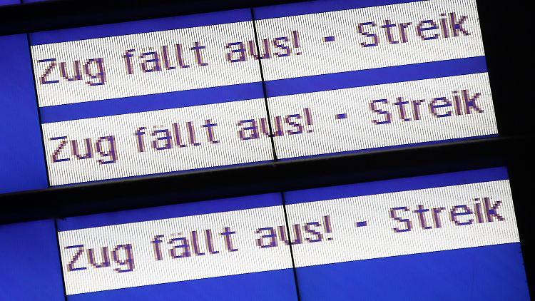 Im Personenverkehr soll der Arbeitskampf bis Freitag früh andauern.