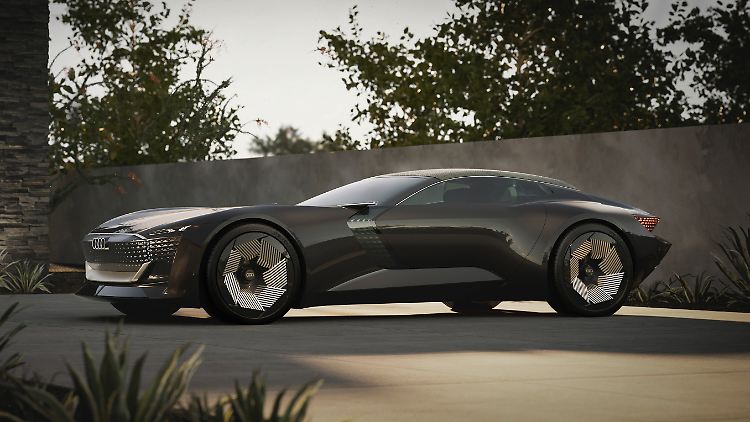 Auf der "Monterey Car Week" in Kalifornien präsentiert Audi Mitte August den elektrischen Roadster Skypshere.