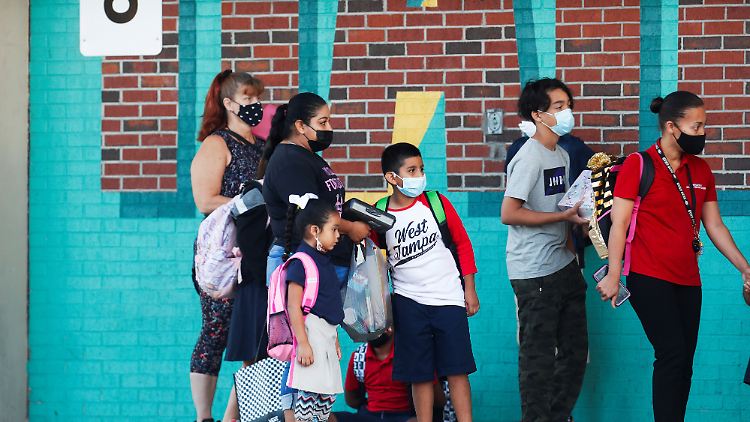 Die Zahl der mit Covid-19 erkrankten Kindern in den USA, die einen schweren Verlauf erleben, steigt zuletzt deutlich.