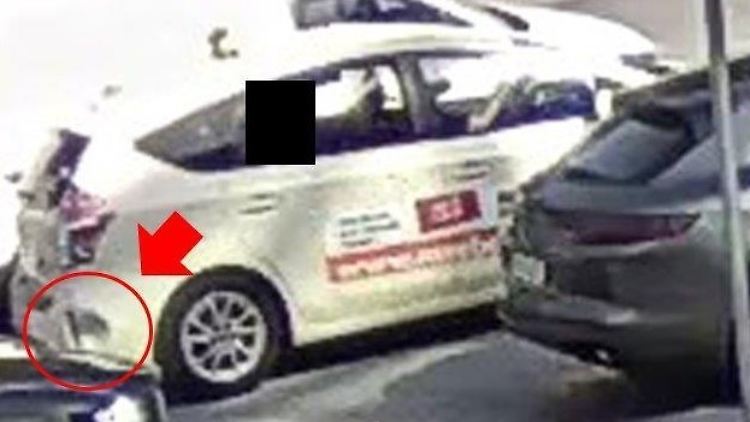Der Schaden an dem Taxi steht nicht im Zusammenhang mit dem Mordfall, betonen die Ermittler.