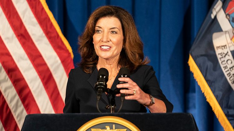 Kathy Hochul war seit 2015 Stellvertreterin von Cuomo.