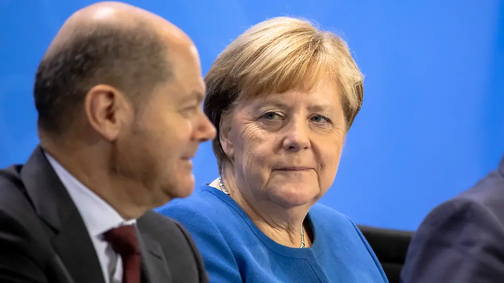 9bc2c06595845ebd678e09ac6c38b73c