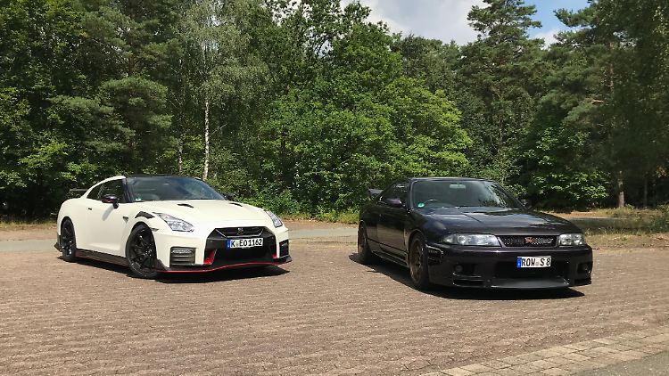 Der Nissan Skyline (rechts) ist so etwas wie der ideelle Vorläufer des GT-R.