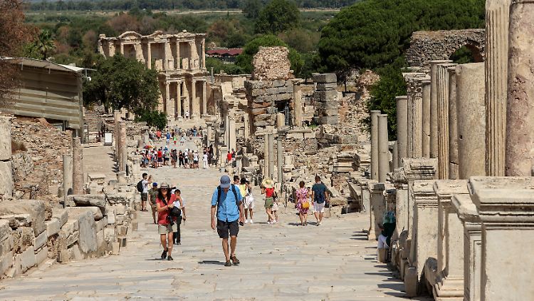 Türkei-Urlauber ohne Impfung müssen künftig in Quarantäne und können sich erst nach fünf Tagen freitesten.