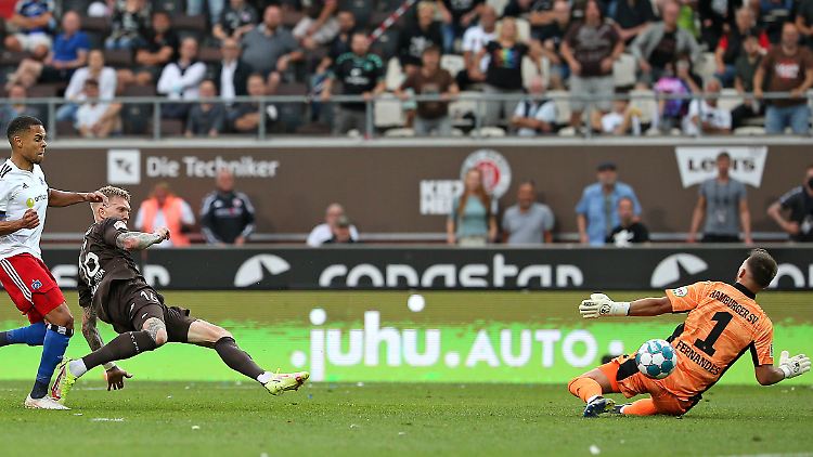 Makienok traf doppelt für St. Pauli.