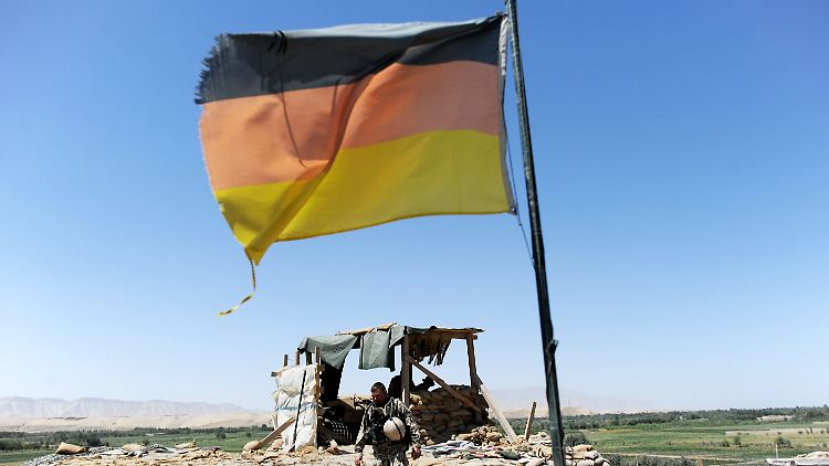 Vor zehn Jahren: Ein Bundeswehrstützpunkt nahe Kundus.