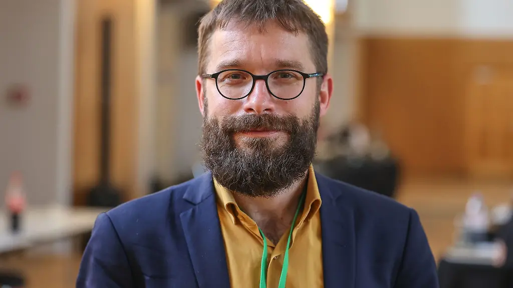 Sebastian-Striegel-Gruene-fordert-die-Ansiedlung-eines-Polizeibeauftragten-direkt-beim-Landtag