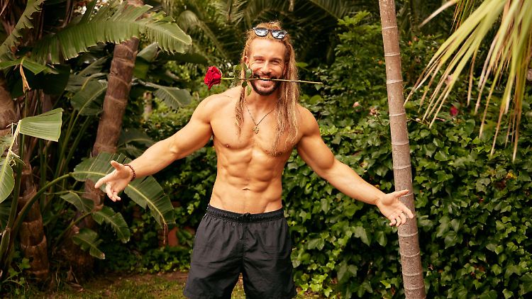 Einer der Neuen ist Alex Gérard, ihn kennt man von Bachelorette Melissa. Bei Instagram findet man den Berliner unter lex_gerard.