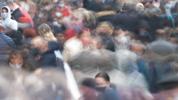 40 Prozent der Deutschen sind der Meinung, dass zu viele Migranten in Deutschland leben.