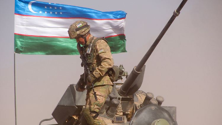 Anfang des Monats hatten Usbekistan, Tadschikistan und Russland ein Militärmanöver an der Grenze zu Afghanistan abgehalten. 