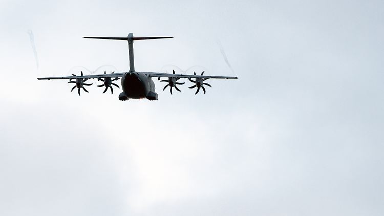 Unter den Passagieren des zweites Evakuierungflugs der Bundeswehr befinden sich neben Deutschen auch Bürger von NATO-Mitgliedsstaaten.