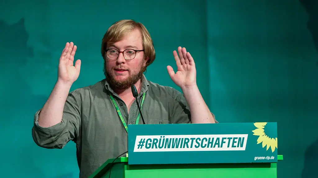 Paul-Bunjes-sieht-sich-bei-der-anstehenden-Wahl-des-Landesvorstandes-mit-einer-Konkurrentin-konfrontiert-Archivbild