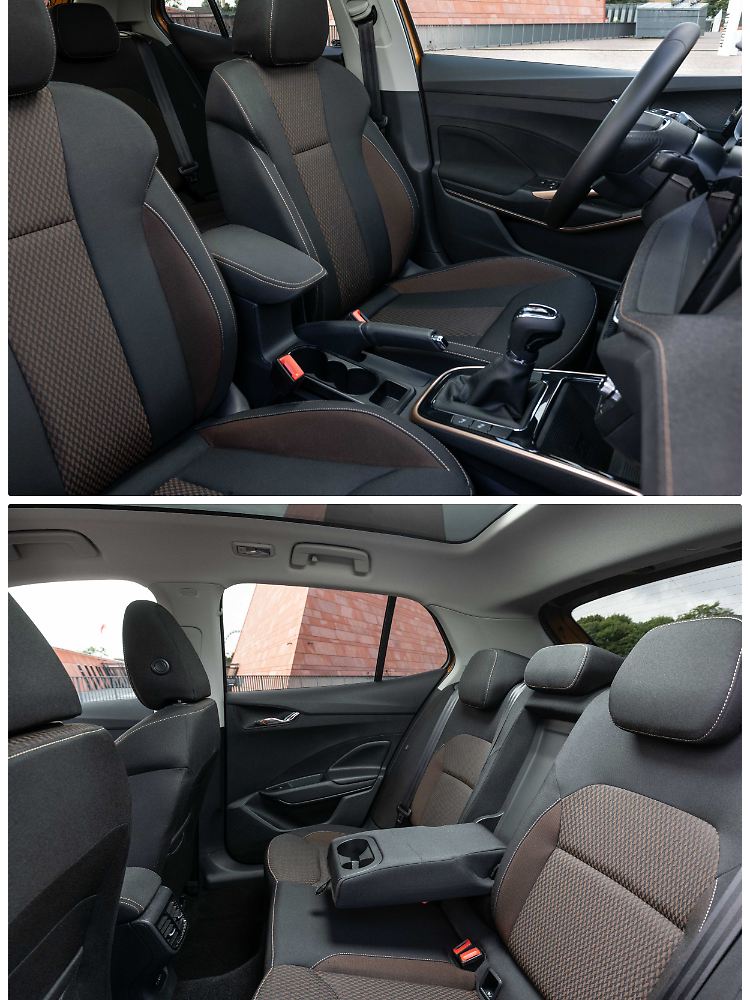 Die Mittelarmlehne im Skoda Fabia ist leider nicht in Längsrichtung verschiebbar und das Staufach darunter ist relativ klein.
