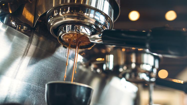 La Dolce Vita – frisch gebrühter Espresso mit einer guten Espressomaschine auch zu Hause.