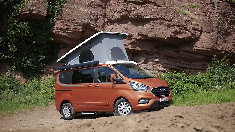 In Deutschland geht der Karmann Duncan an den Start, der kaum von seinem französischen Kollegen zu unterscheiden ist.