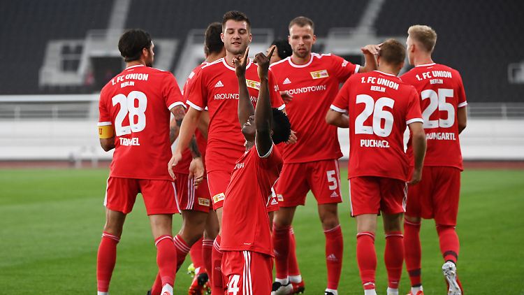 Awoniyi traf doppelt.