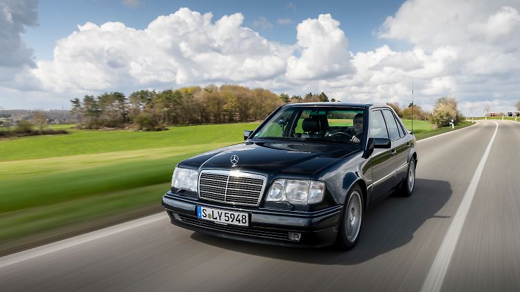 Die Produktion des Mercedes 500 E rettet Porsche seinerzeit das Leben.