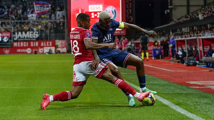 Lange war das Spiel zwischen Brest und PSG hart umkämpft. Am Ende setzte sich das Spitzenteam aus Paris mit 4:2 durch.
