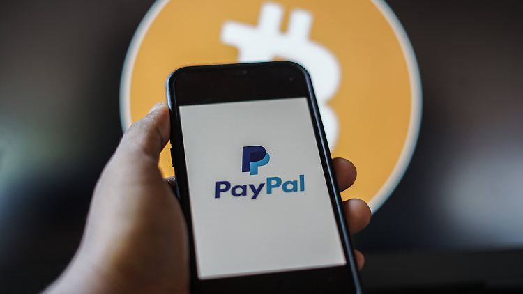 Zahlreiche Unternehmen kündigten in den vergangenen Monaten an, Zahlungen in Kryptowährungen ermöglichen zu wollen. Auch britische Paypal-Kunden können jetzt mit Bitcoin & Co. handeln.