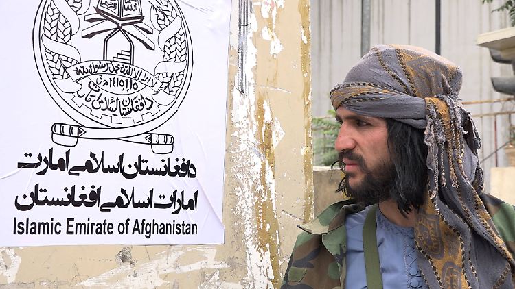 Berichte über mutmaßliche Vergeltungsaktionen bezeichnen die Taliban als "Fake".