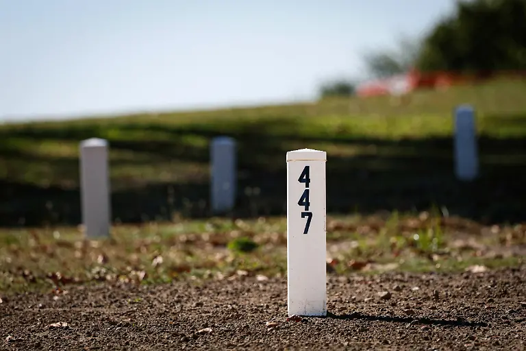 2024-09-11T053225Z-526680651-RC2RX9AT8S37-RTRMADP-3-NEW-YORK-POTTERS-FIELD-HART-ISLAND