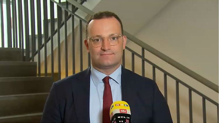 Spahn rief bei RTL dazu auf, sich impfen zu lassen. 