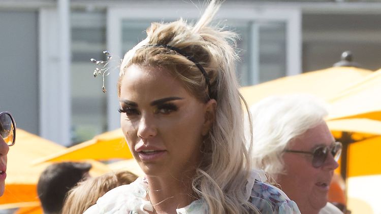"Geschockt": Katie Price.