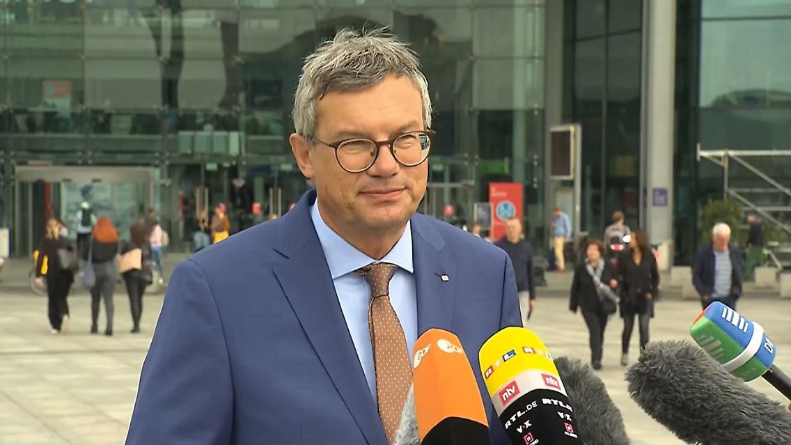Stauss.JPG