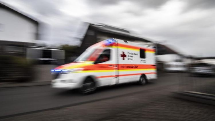Laut einem Medienbericht erlitt das Opfer einen Jochbeinbruch.