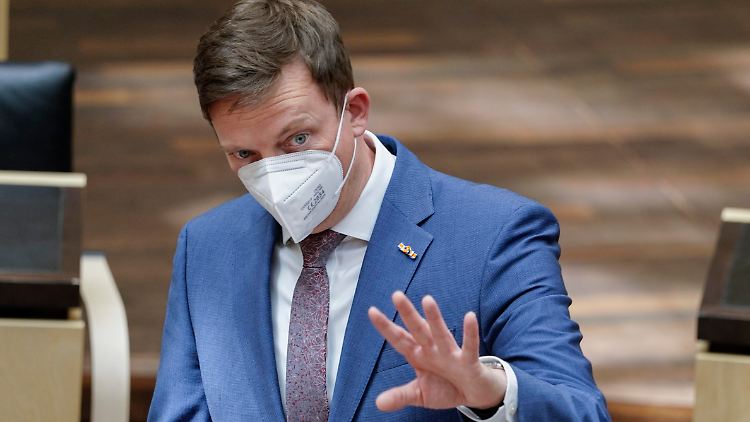 Die Union müsse endlich zeigen, mit wem die Zukunft des Landes gestaltet werden solle, sagt Tobias Hans