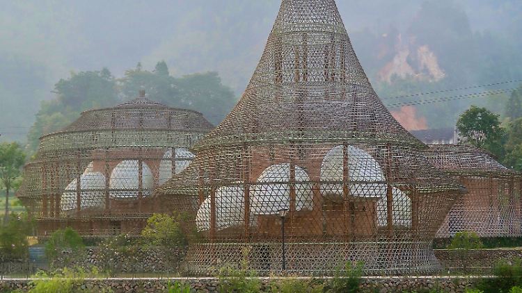 Die Bambus-Herberge in Baoxi von Anna Heringer ist Teil der Internationalen Longquan-Biennale.