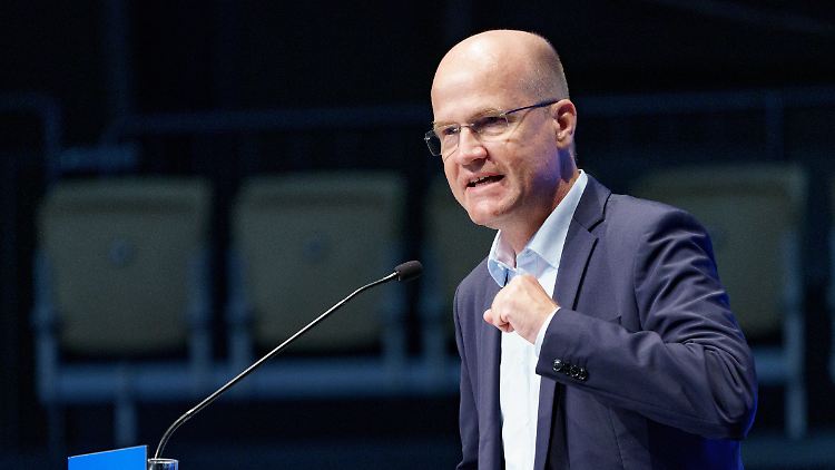 Brinkhaus: "Wir müssen uns die sensitiven Bereiche ansehen."