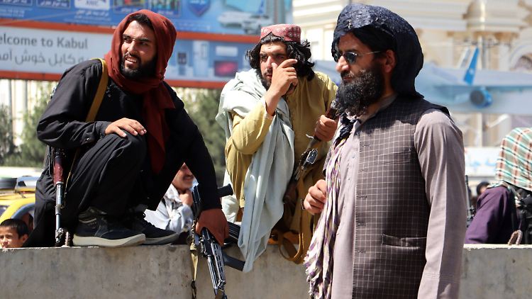 Die Taliban reklamieren drei wichtige Bereiche des Flughafens für sich.