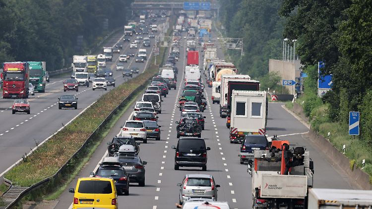 Wer wenig verdient, bekommt über die Pendlerpauschale weniger zurück.