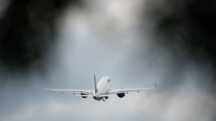 Eisige Prognosen: Lufthansa und der Branchenverband ADV rechnen mit einem starkem Rückgang der Passagierzahlen.