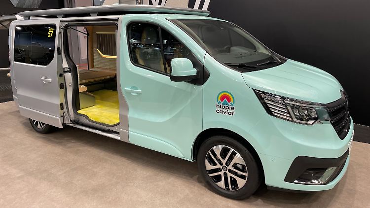 Hippie  und Caviar nennt Renault seine Studie eines Luxus-Campers, der rein elektrisch betrieben wird.