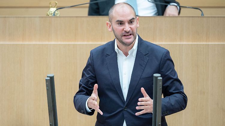 Danyal Bayaz, der Finanzminister Baden-Württembergs, will mit der Meldeplattform effizienter gegen Steuerhinterzieher vorgehen.