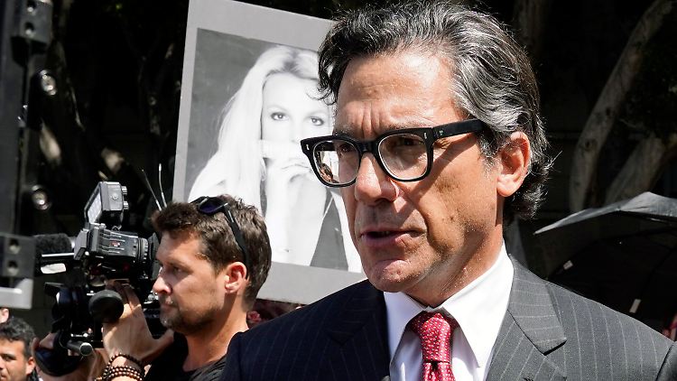 Mathew Rosengart glaubt, Jamie Spears will sich nur weiter an seiner Tochter bereichern.