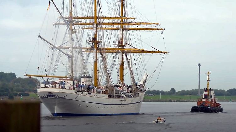 gorchfock.jpg