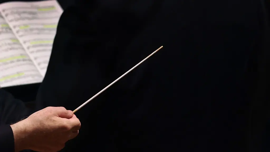 Zum-Abschluss-des-diesjaehrigen-Impuls-Festivals-fuer-Neue-Musik-hat-der-1997-geborene-Komponist-Benjamin-Janisch-in-Magdeburg-den-Impuls-Foerderpreis-fuer-Komposition-bekommen