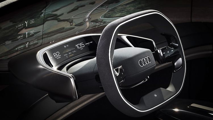 Im Innenraum des Audi Grandsphere ist alles auf das Wohlbefinden des Fahrers und der Passagiere ausgelegt.
