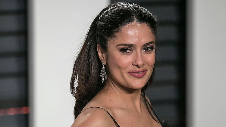 Lässt sich auch mit 55 nicht die Butter vom Brot nehmen: Salma Hayek.