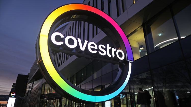 Die ehemalige Bayer-Tochter Covestro will 1700 Arbeitsplätze abbauen.