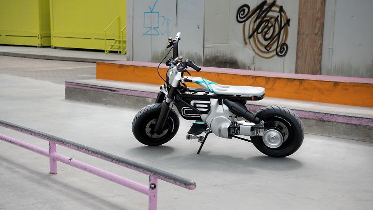 Vor allem Jugendliche soll das vollelektrisch fahrende Concept CE 02 begeistern.