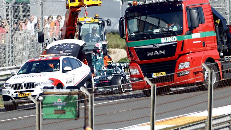 Bei Vettel ging im ersten Training erstmal nichts mehr.