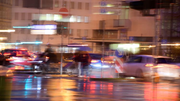Bei der ersten Tat gaben sich die Männer als Taxi-Fahrer aus.