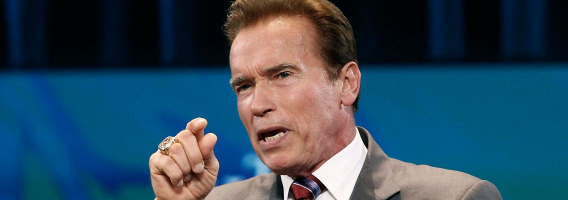 2011-01-03T192843Z_01_LOA109_RTRMDNP_3_CALIFORNIA-POLITICS.JPG303403606432993536.jpg