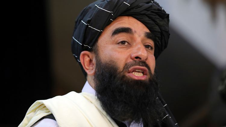 Taliban-Sprecher Mudschahid erklärt, man wolle offizielle diplomatische Beziehungen zu Deutschland. 