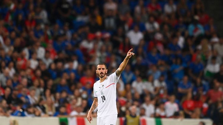 Leonardo Bonucci und Italien stellen einen Weltrekord auf.